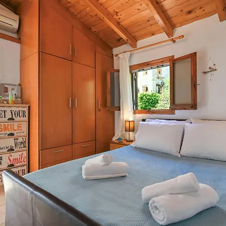 Vasiliki Town House Apartment