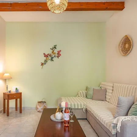 Vasiliki Town House